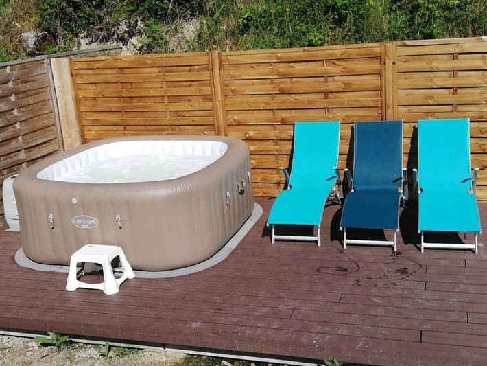 Location de vacances pour 10 personnes, avec jacuzzi et jardin à Saint-Félix-de-Lunel - 3