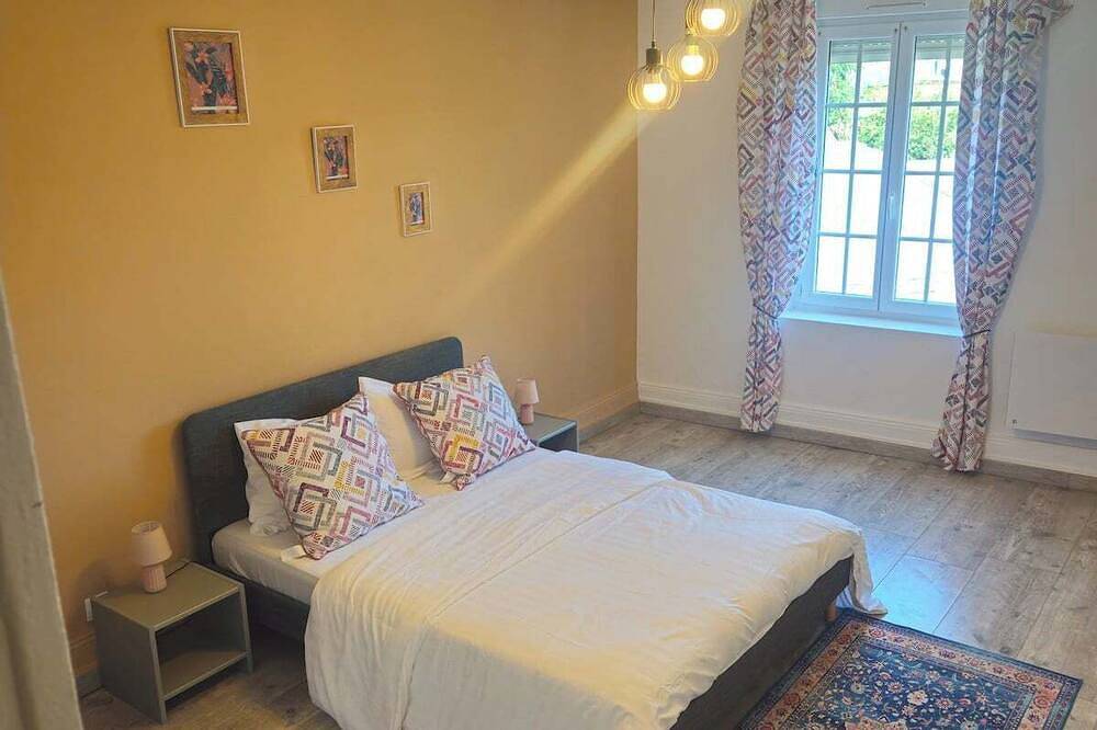 Ganze Wohnung, Large 47 m² renovated family apartment on 1st floor - Portes des Ardennes in Charleville-Mézières, Ardennen