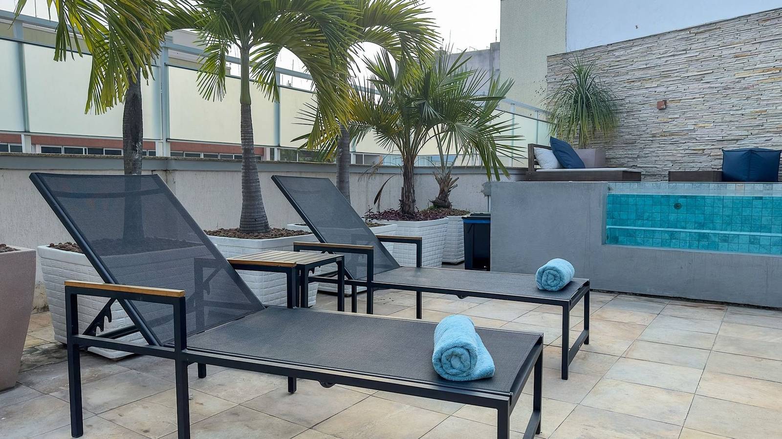 Entire apartment, 5 bedroom penthouse in Copacabana with pool in Copacabana, Rio de Janeiro