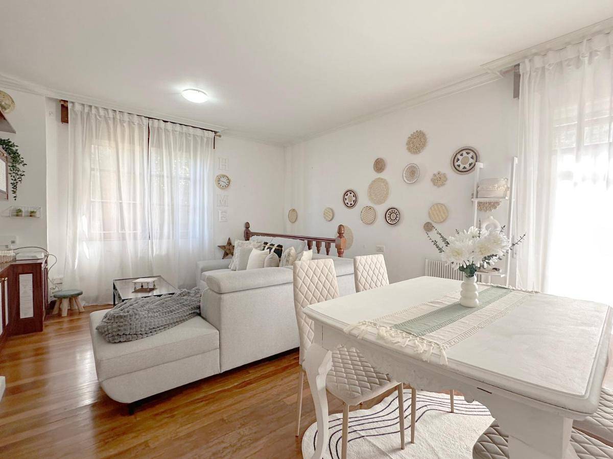 Apartamento entero, Apartamento con jardín y Parking en Santurce in Portugalete, Costa Vasca
