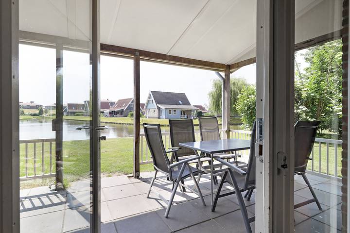 Bungalow voor 10 personen, met Balkon/Terras en Terras in Biddinghuizen