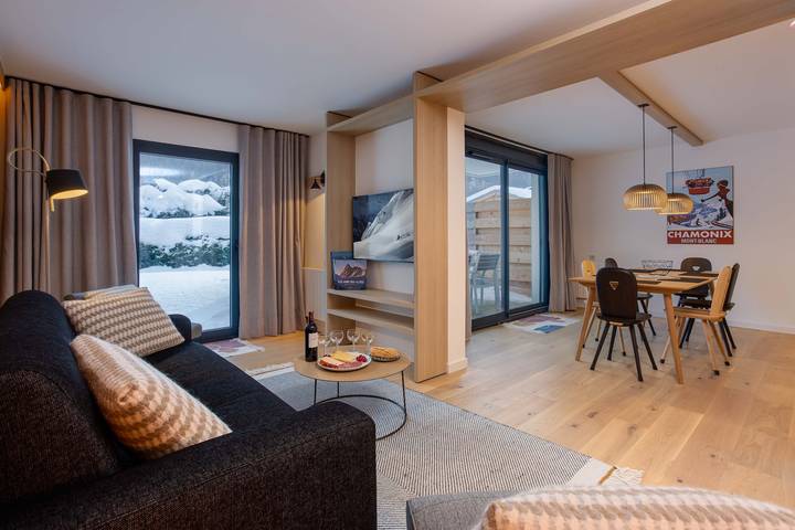 Gîte pour 6 personnes, avec sauna et jacuzzi ainsi que jardin et piscine dans Mer de Glace
