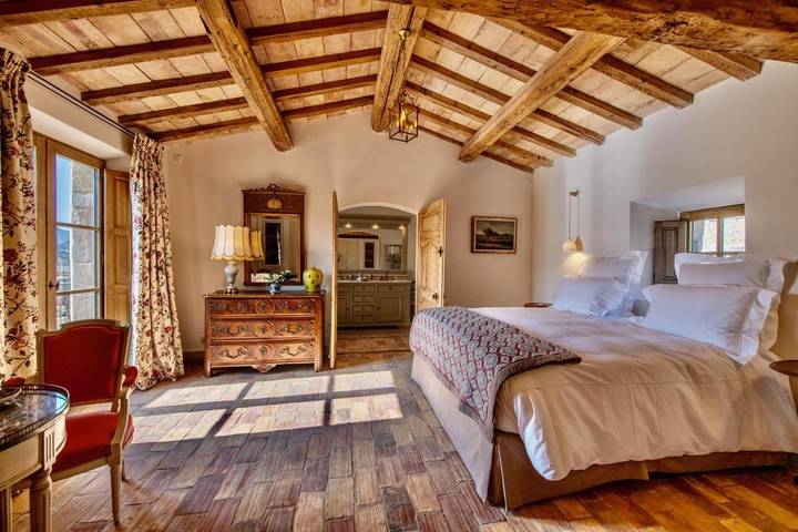 Chambre d’hôte pour 2 personnes, avec piscine et jardin ainsi que terrasse et vue à Oppède - 3