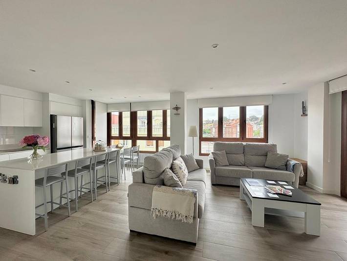 Apartamento para 4 personas, con vistas y balcón en Somo