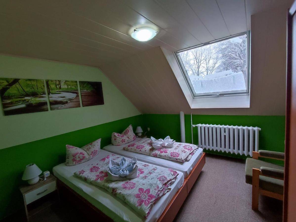 Ganze Wohnung, One-Bedroom Apartment in Bärenstein, Erzgebirge