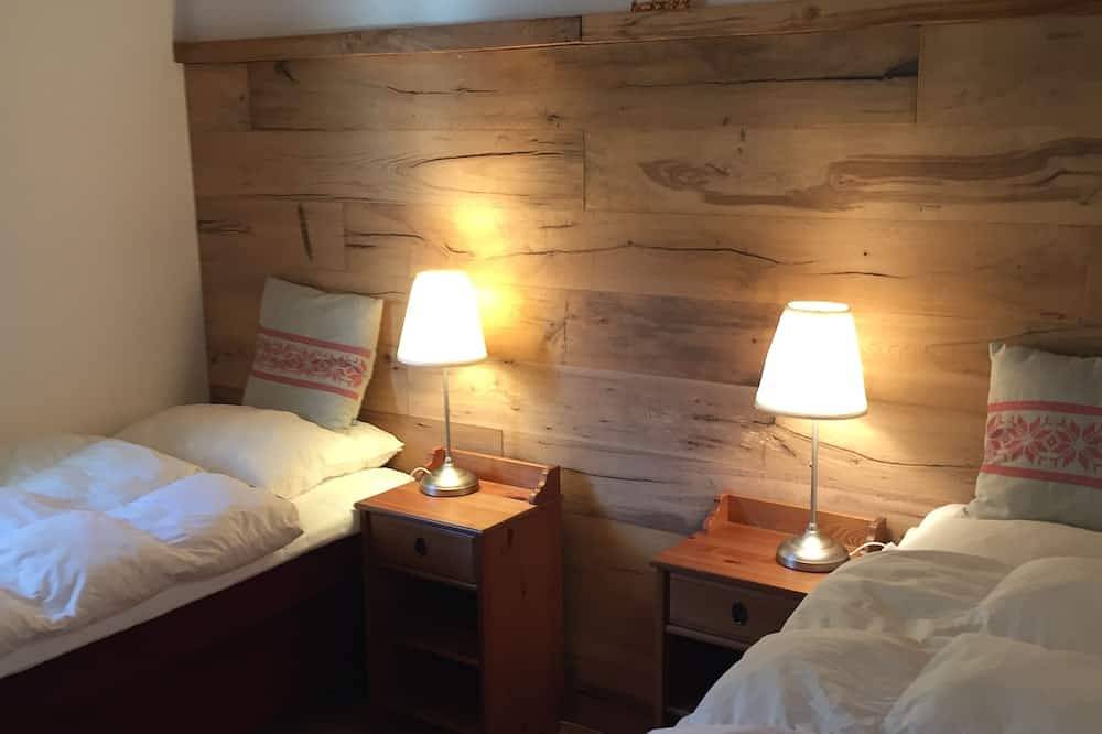 Neu Renoviertes Ferienhaus Ahornli im Mölltal in Großkirchheim, Bezirk Spittal an der Drau