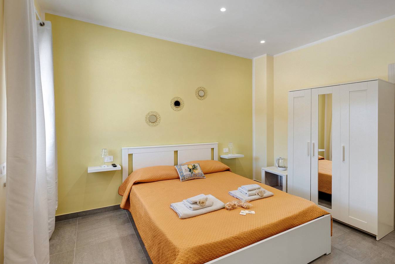 Chambre 'La Fiesta' avec vue sur la mer, Wi-Fi et climatisation in Capaccio, Cilento