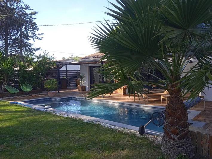 Villa pour 8 personnes, avec jardin ainsi que piscine et terrasse à Aigues-Mortes - 3