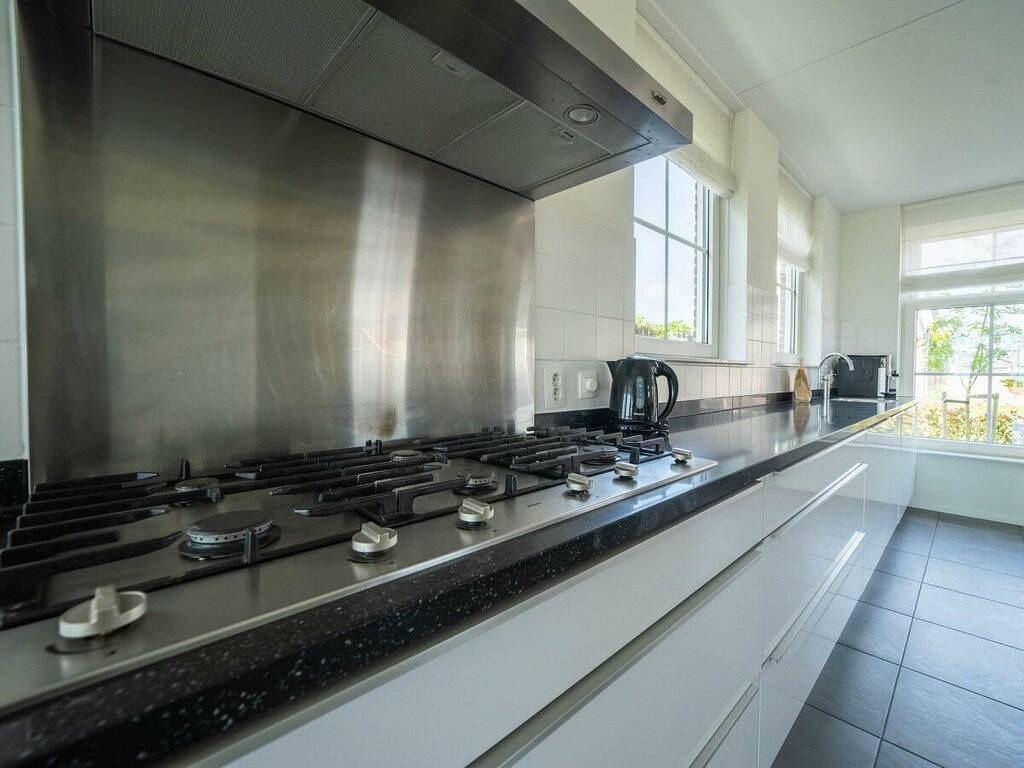 Ferienhaus für 12 Personen mit Terrasse in Markermeer
