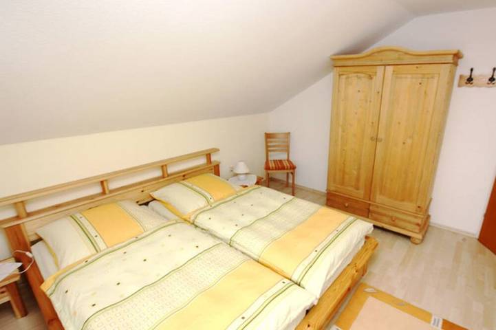 Ferienwohnung für 3 Personen, mit Terrasse und Garten in Waldachtal - 3