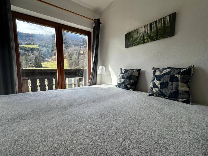 Ferienwohnung für 8 Personen, mit Balkon und Terrasse sowie Garten und Ausblick in Annaberg