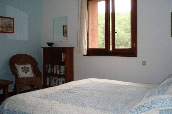 Location de vacances pour 8 personnes, avec jardin, animaux acceptés à Saint-Laurent-de-Cerdans - 2