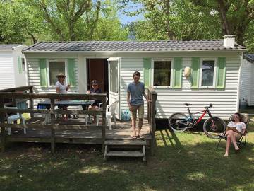Camping pour 4 Personnes dans Mostuéjouls, Massif central, Photo 4