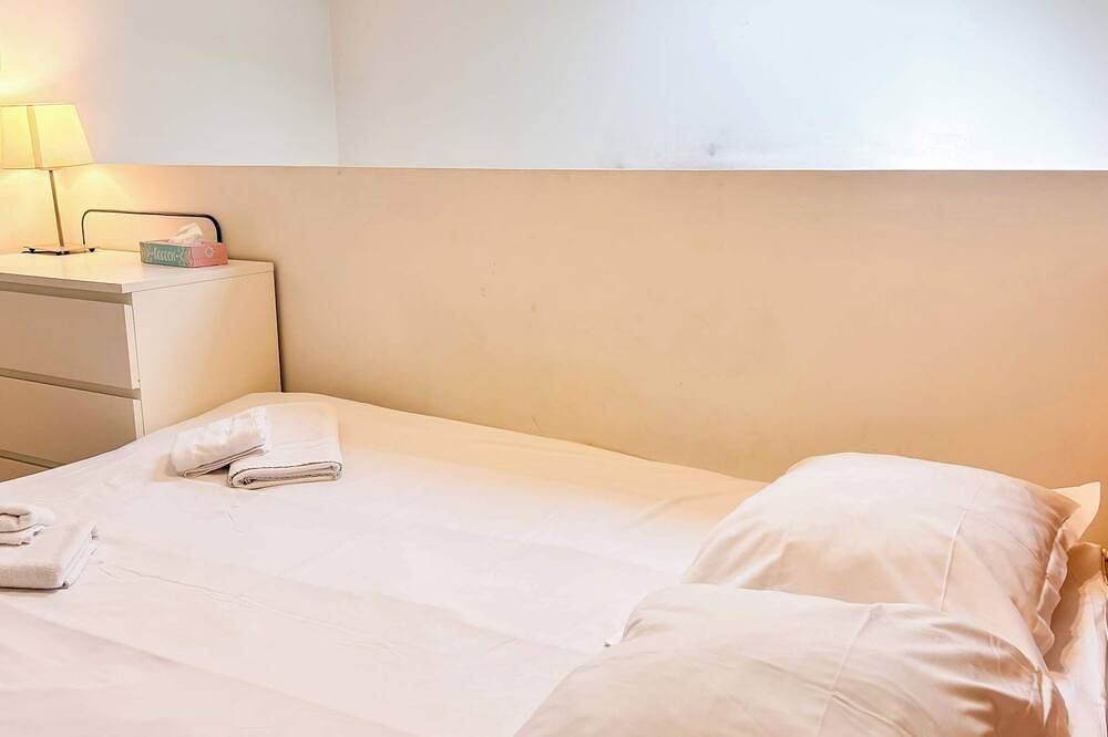 Appartement entier, Charmant appartement avec mezzanine dans un quartier paisible de Bordeaux in Bordeaux, Région de Bordeaux