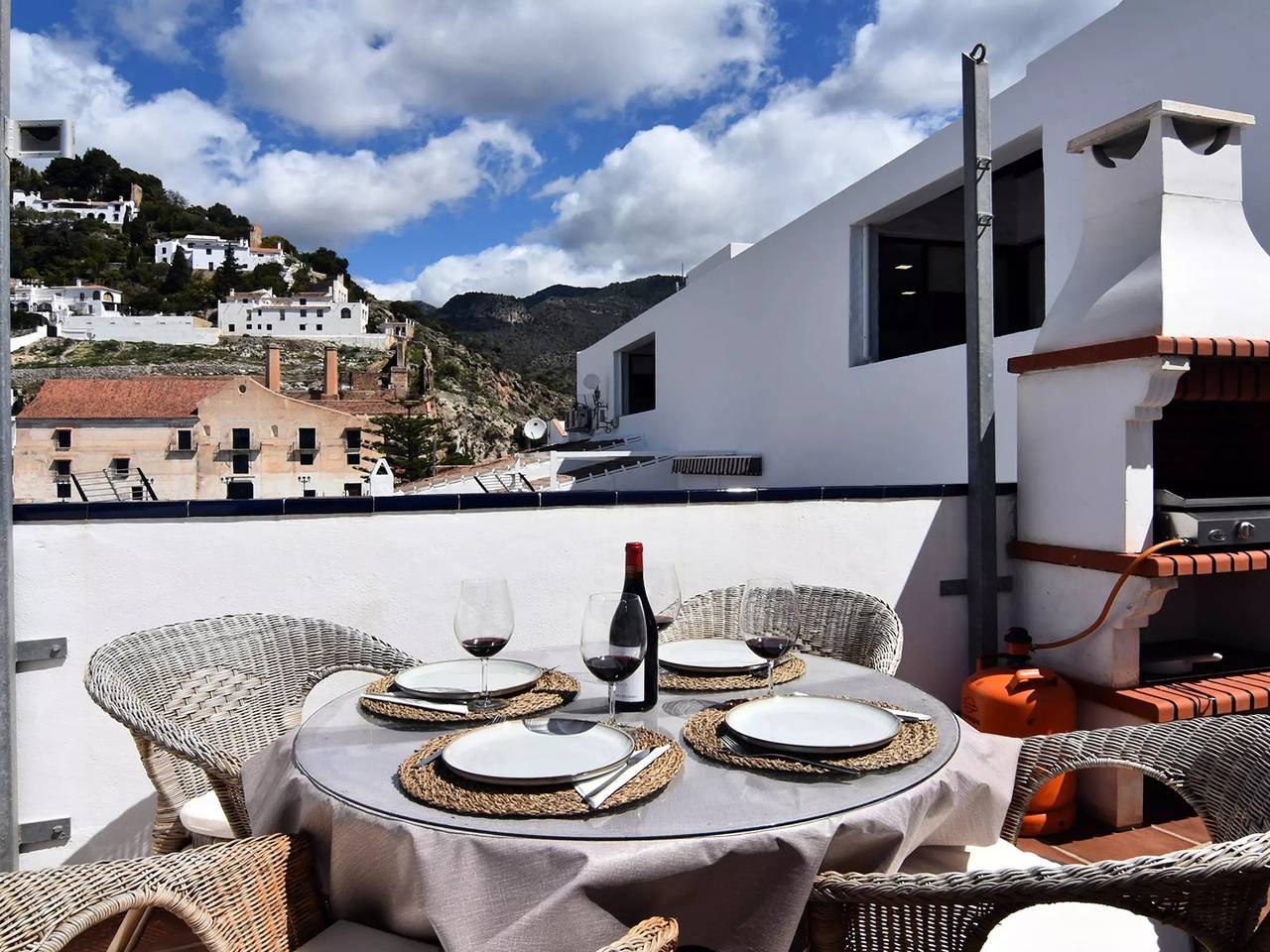 Apartamento entero, 3 estancias 4 Personas in Frigiliana Road, Frigiliana