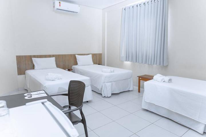 Hôtel pour 4 personnes, avec piscine et jardin dans Barcarena - 2