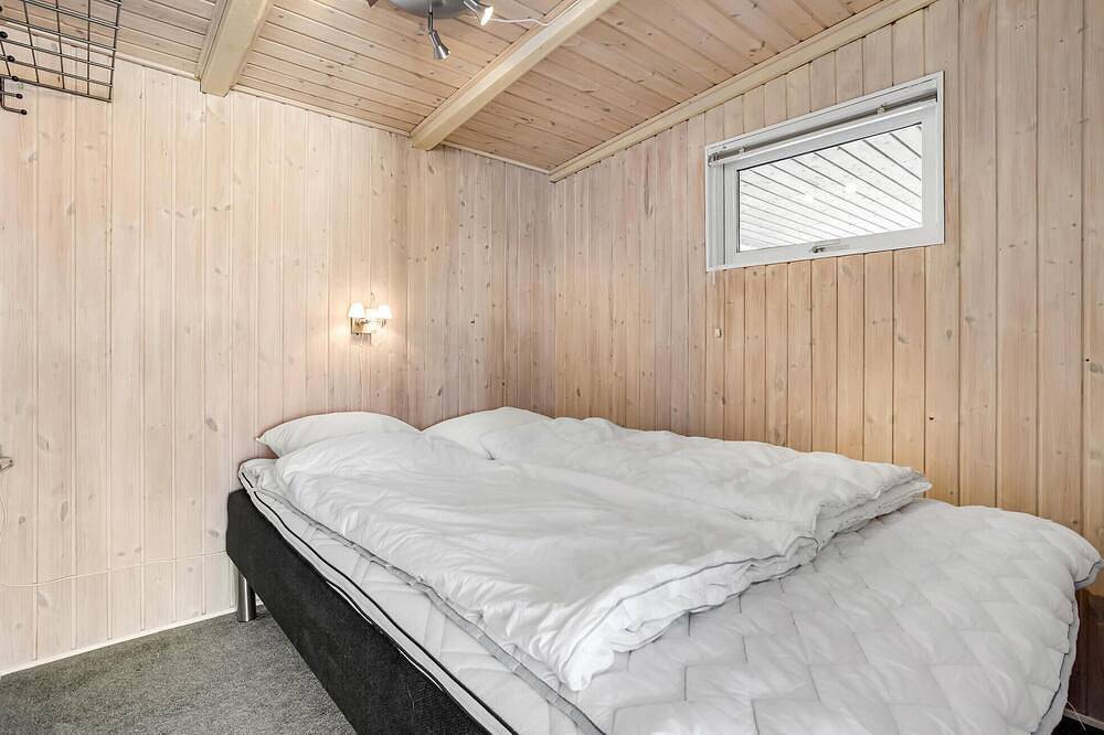 Pet friendly home in Børkop with Wifi in Mørkholt, Børkop