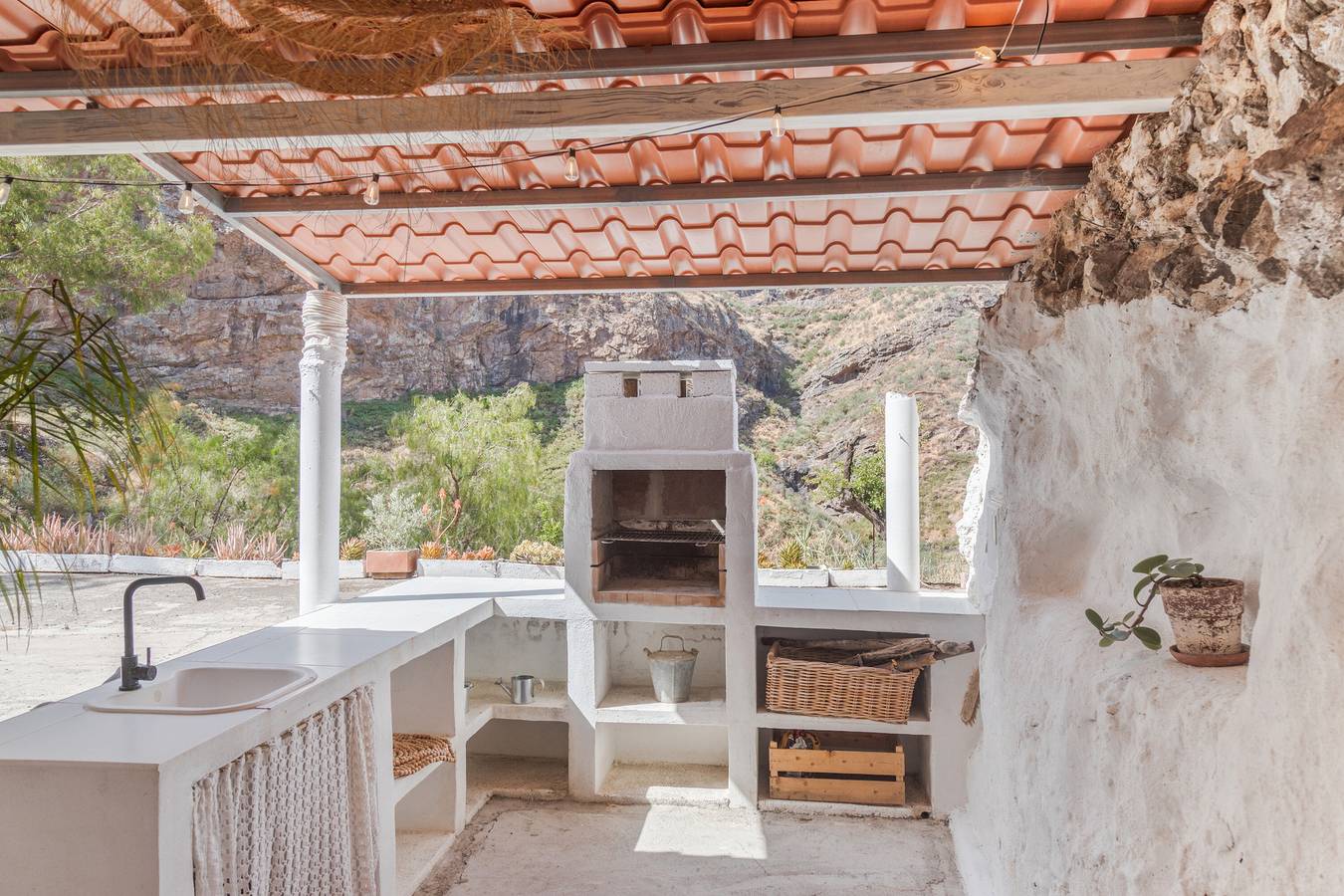 'Casa Cueva' con vistas a la montaña, terraza privada y jardín privado in Gáldar, Gran Canaria Norte