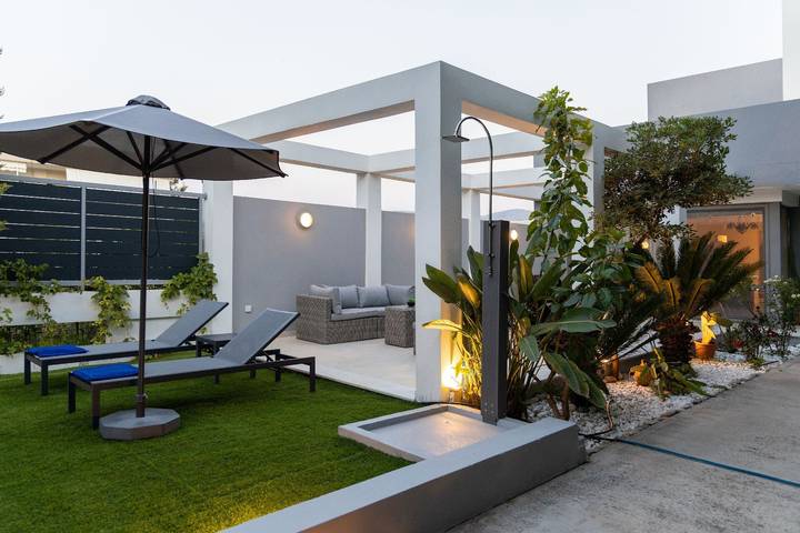 Ferienhaus für 8 Personen, mit Garten und Whirlpool, kinderfreundlich