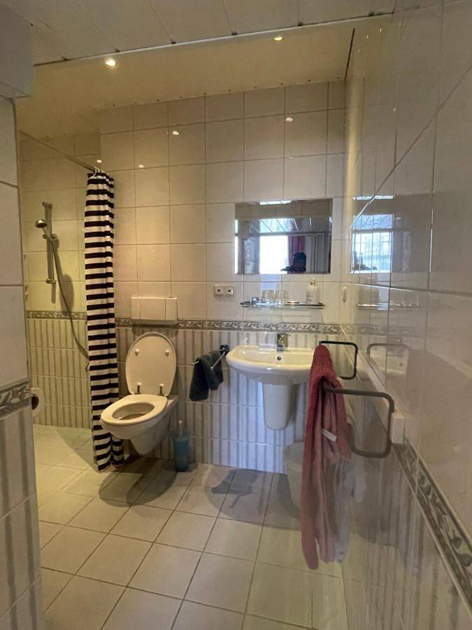 Maison d’hôte pour 3 personnes, avec jardin ainsi que terrasse et vue à Dombourg - 4