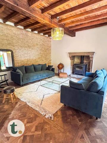 Gîte pour 8 personnes, avec jardin à Tiffauges
