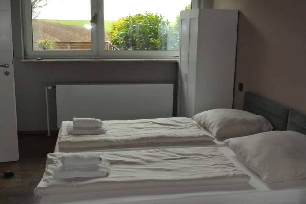 Entire apartment, 3.5 room Luxus apartment in Ostfildern, Landkreis Esslingen