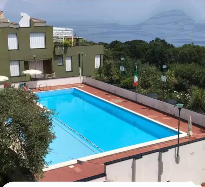 Apartamento de vacaciones para 4 personas, con jardín y piscina, Se admiten mascotas - 1