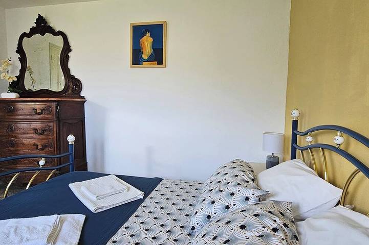 Location de vacances pour 8 personnes, avec terrasse et jardin à Occhiatana - 4