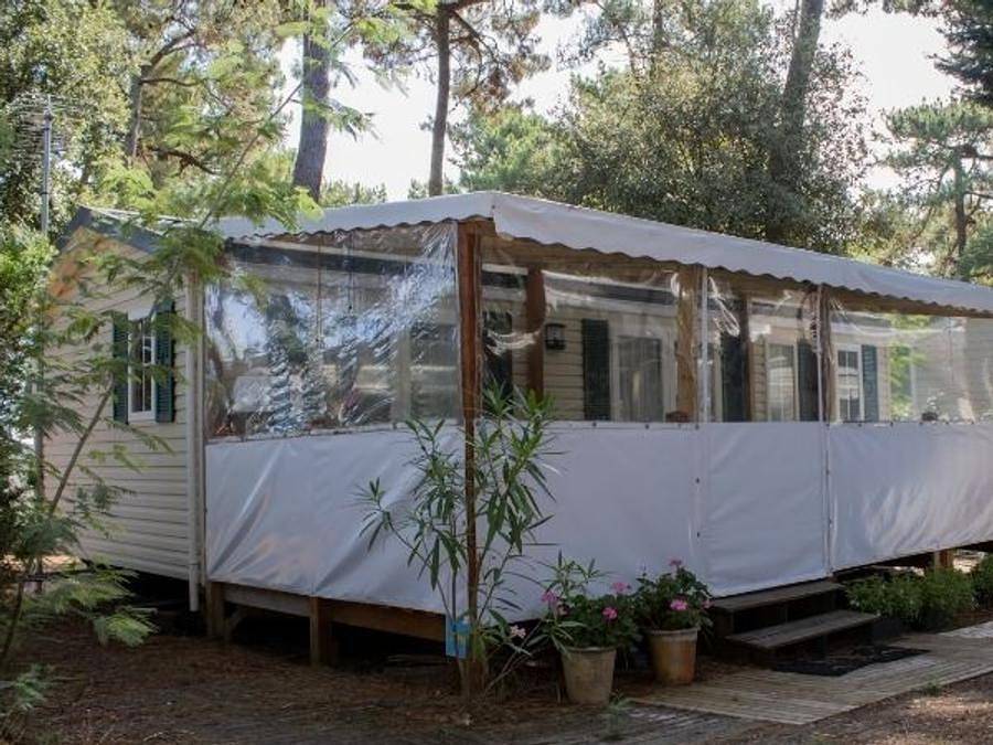 Camping Les Pins d'Oléron  - Mobilhome 4 personnes - Mobile home Tortuga**** 4 personnes in Le Grand-Village-Plage, Côte de Beauté
