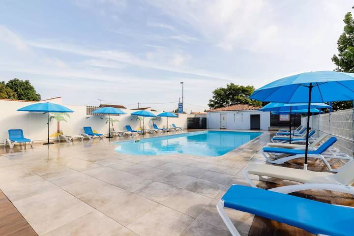 Camping für 6 Personen, mit Terrasse und Pool in der Pays de la Loire - 2