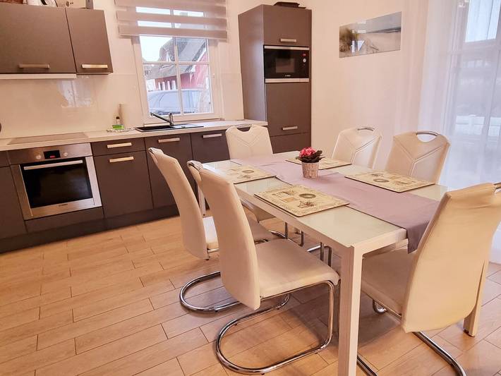 Ferienhaus für 5 Personen, mit Sauna und Seeblick sowie Terrasse und Garten, kinderfreundlich in Zierow - 3