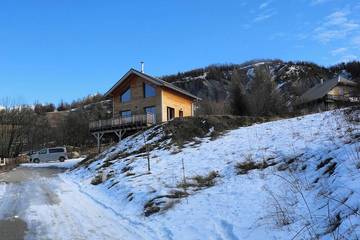 Chalet pour 5 personnes, avec jardin à Allos