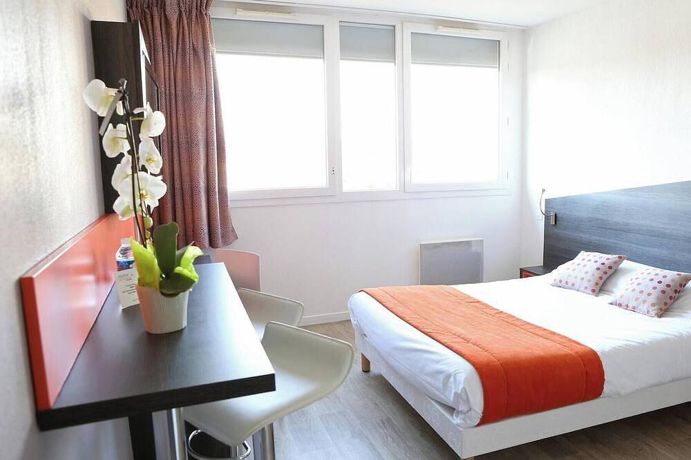 Entire apartment, Comfort apartment near central Paris in Chevilly-Larue, Val-de-Marne