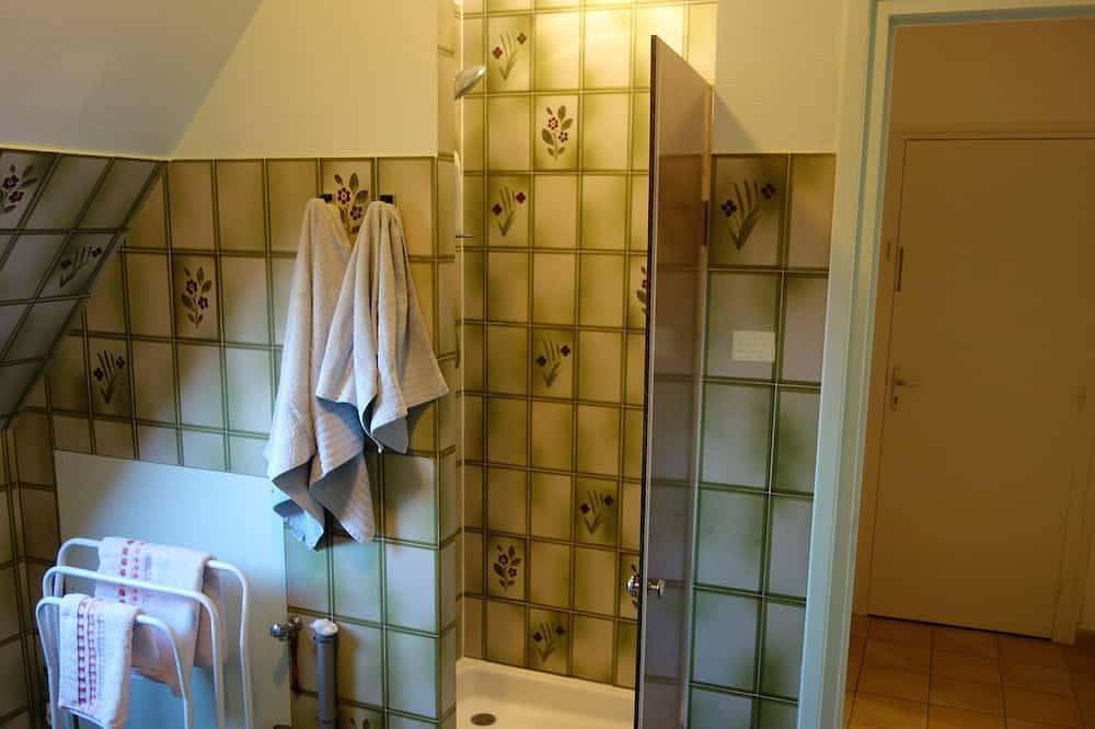 Ganze Wohnung, Große Wohnung von 80 m2 mit großem Grundstück, in der Nähe von Meer, Stränden, Dünen, Wald in Saint-Étienne-au-Mont, Boulogne-sur-Mer und Umgebung