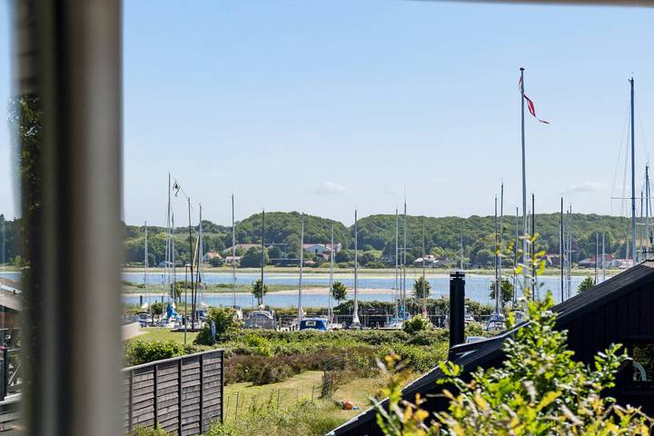 Ferienhaus für 11 Personen, mit Seeblick und Ausblick sowie Garten - 1