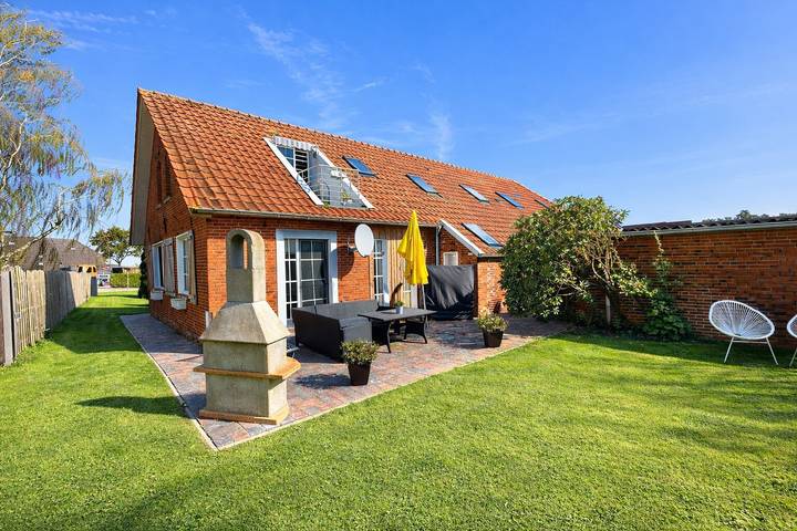 Ferienhaus für 4 Personen, mit Garten in Osteel