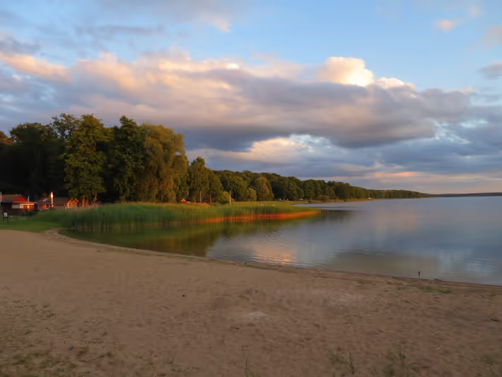 Ferienhaus für 3 Personen, mit Seeblick und Garten - 1