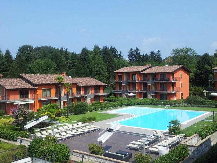 Ferienwohnung für 5 Personen, mit Ausblick und Garten sowie Pool und Kinderpool