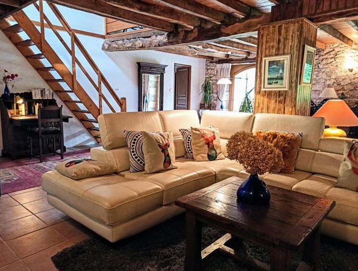 Location de vacances pour 6 personnes, avec jardin ainsi que piscine et vue à Nadaillac-de-Rouge - 3