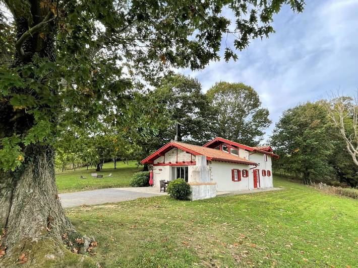 Gîte pour 6 personnes, avec jardin au Pays basque