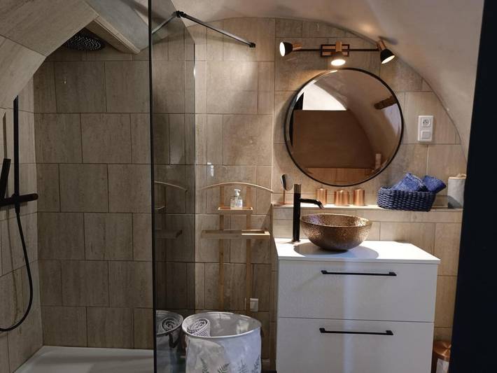 Chambre d’hôte pour 5 personnes, avec jacuzzi ainsi que terrasse et jardin dans Haute-Corse - 3