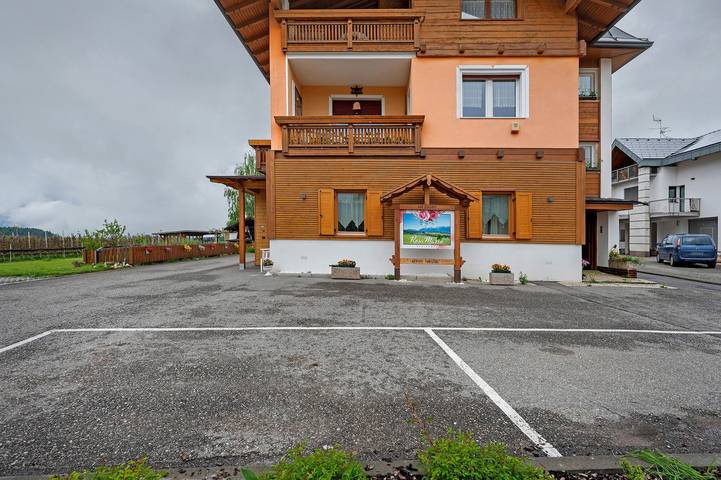Appartamento intero, Appartamento 'Piano Terra 2' con vista sulle montagne, terrazza privata e Wi-Fi in Romeno, Val di Non