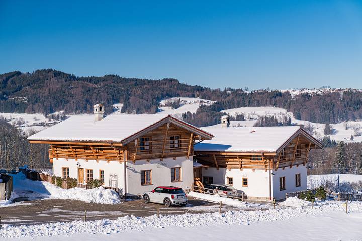 Ferienhaus für 4 Personen, mit Whirlpool und Pool sowie Sauna und Garten, kinderfreundlich im Chiemgau - 3