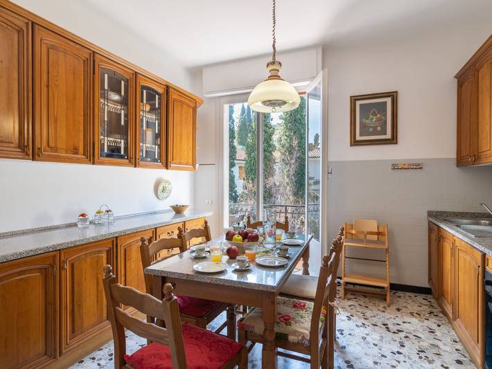 Gîte pour 6 personnes, avec balcon à San Lorenzo al Mare - 2