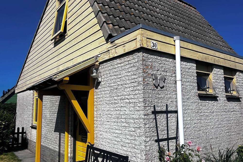 De Krab | Charmanter Bungalow mit Garten, Terrasse & Kamin | 200 m zum Strand in Julianadorp aan Zee, Julianadorp