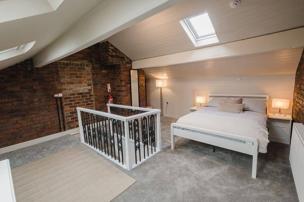 Ganze Wohnung, Apartment-Apartment-Eigenes Badezimmer-Strassenblick in Westliches Yorkshire