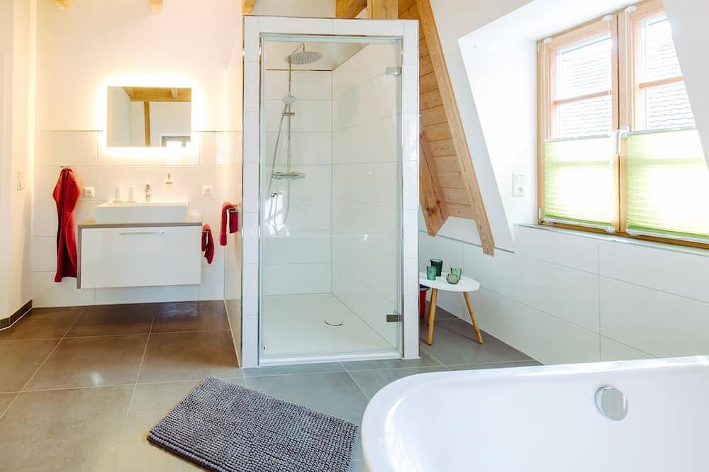 Ganze Wohnung, Ankommen und Wohlfühlen! Wir bieten Ihnen die perfekte Ferienwohnung. in Forchheim, Fränkische Schweiz