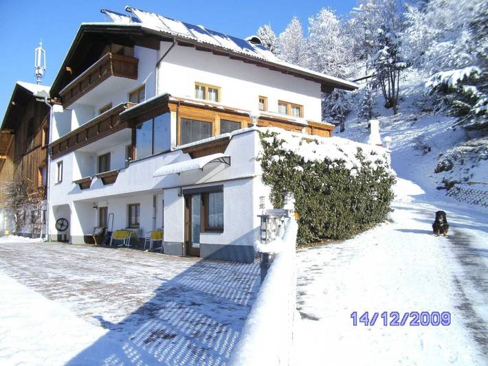 Ferienwohnung für 4 Personen, mit Balkon und Terrasse im Pitztal - 2