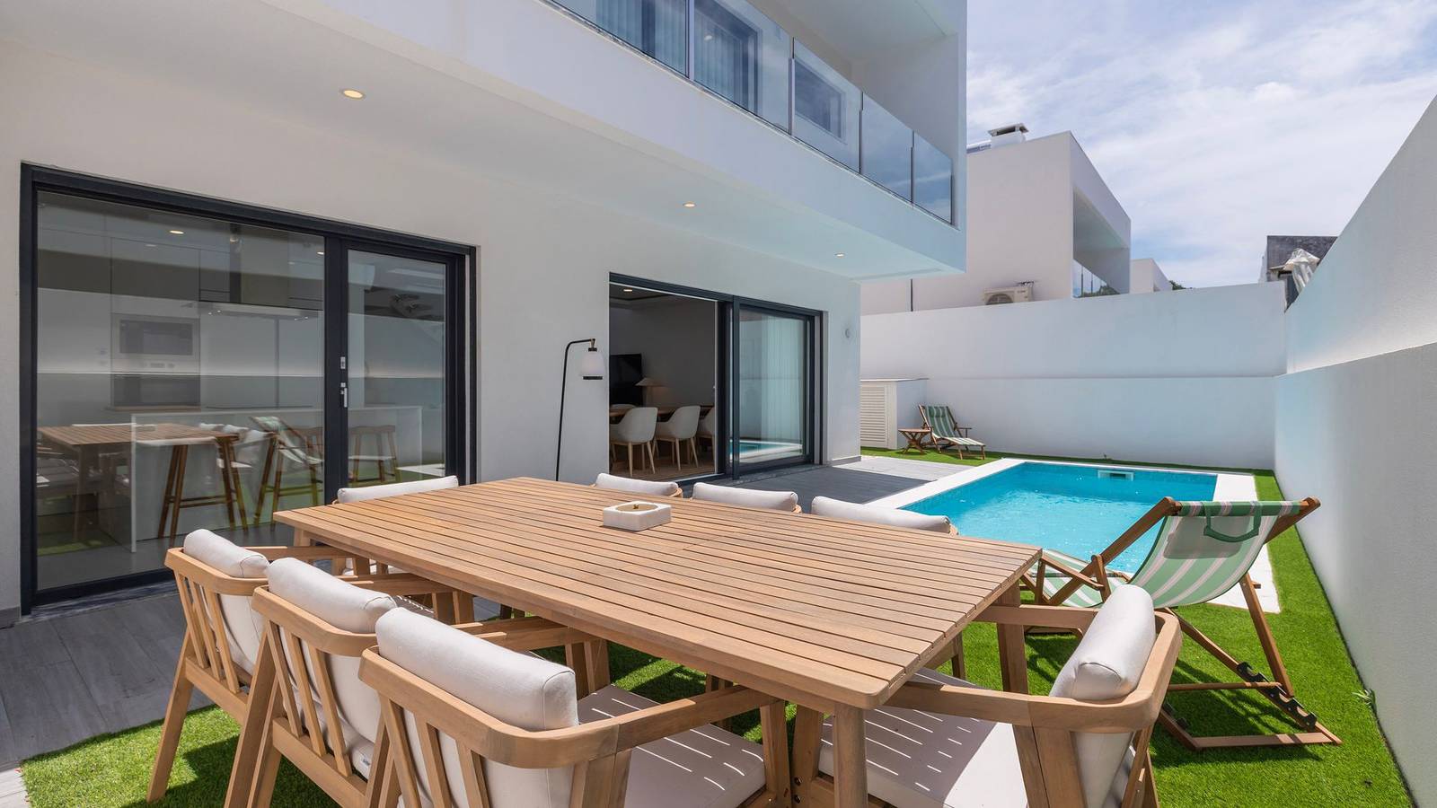 Ferienhaus für 8 Personen mit Garten in Aroeira, Charneca de Caparica e Sobreda