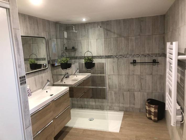 Gîte pour 6 personnes, avec vue et balcon, animaux acceptés à Laplume - 2